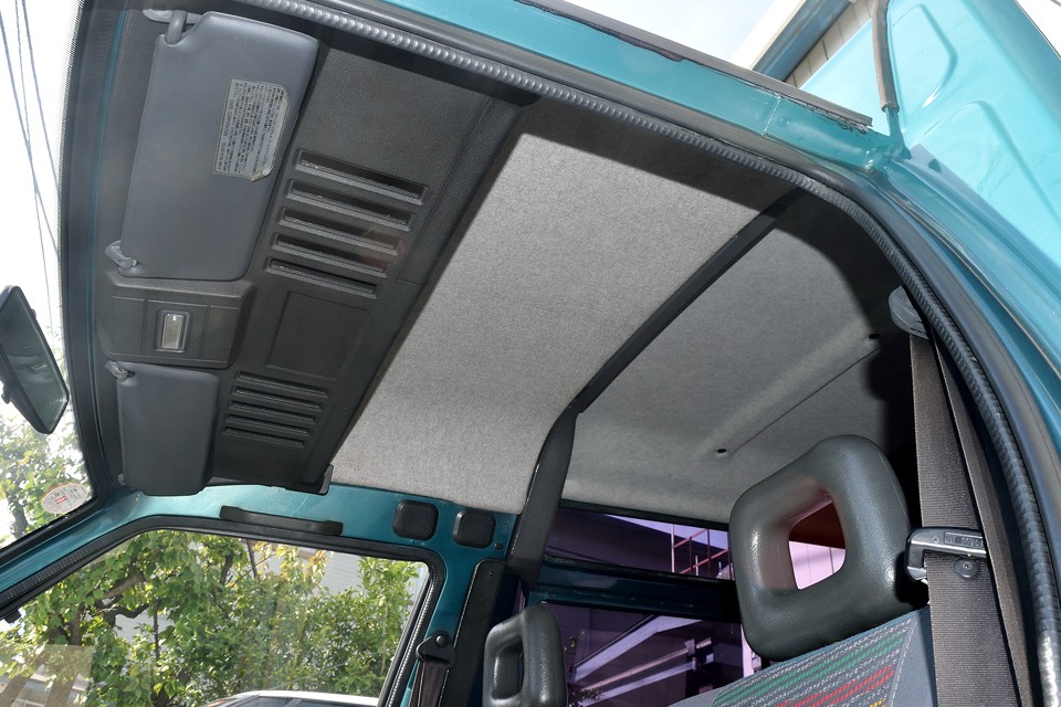 これホントにエクスプレス？少し汚れているくらいの方が個人的には安心なんですけど・・・（笑）