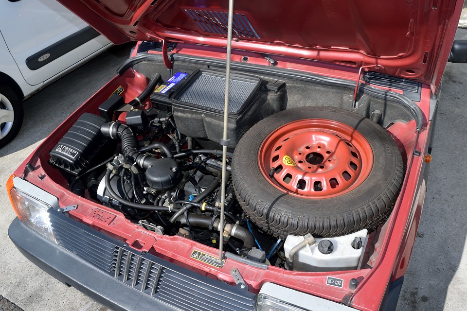 1100ccエンジンに比べればもちろん数値は劣るのですが、トルクフルなOHVはむしろパンダの性格にはピッタリ！