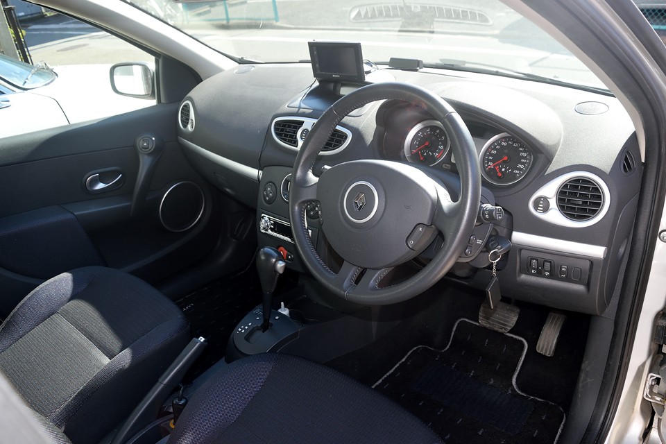 パーツ一つ一つが独立して配置されたアイランドキッチンの様なデザインで、分かりやすさと同時に、個性的な空間を演出！