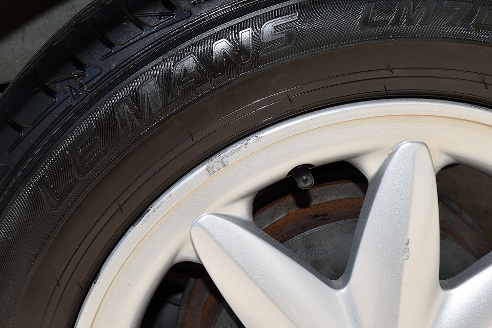 一番目立つガリキズでこの程度です。って事は、かなり丁寧にお乗りになられていたんでしょうね。