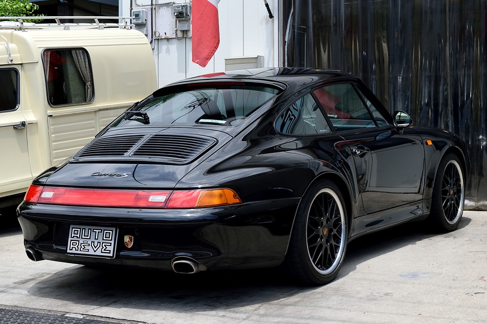 ターボモデルと同じ、リアフェンダーの張り出したグラマラスなボディをまとったカレラＳ！美しい上に扱いやすいベストバランスモデルと言えるのではないかと・・・。