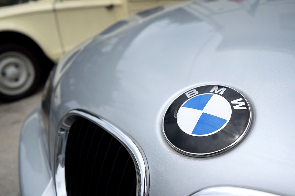 そこで提言！ロードスターと名乗れるのは車重1250kgまで！ユーノス～マツダロードスター＝○、フィアットバルケッタ＝○、ローバーMGF＝○、BMW Z3 1.9Lのみ＝○　いかがですかぁ～皆さ～ん！