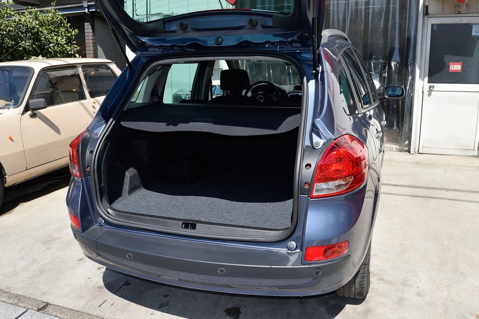 本領発揮のラゲッジスペース！これだけあれば日常はもちろん、旅行やアウトドアにも大活躍間違い無し！使い倒しちゃってくださ～い！