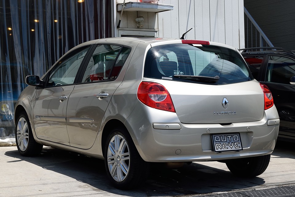 って～事は、ただでさえ出来の良いルーテシアが、更に上品さまで手に入れた贅沢なモデルなのです！