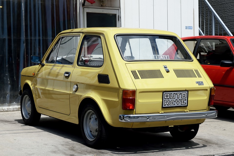 しかもこの「Tuffa Yellow」というボディカラーの何ともいえない味わいがククゥ～！カワイイ126にピッタリ！