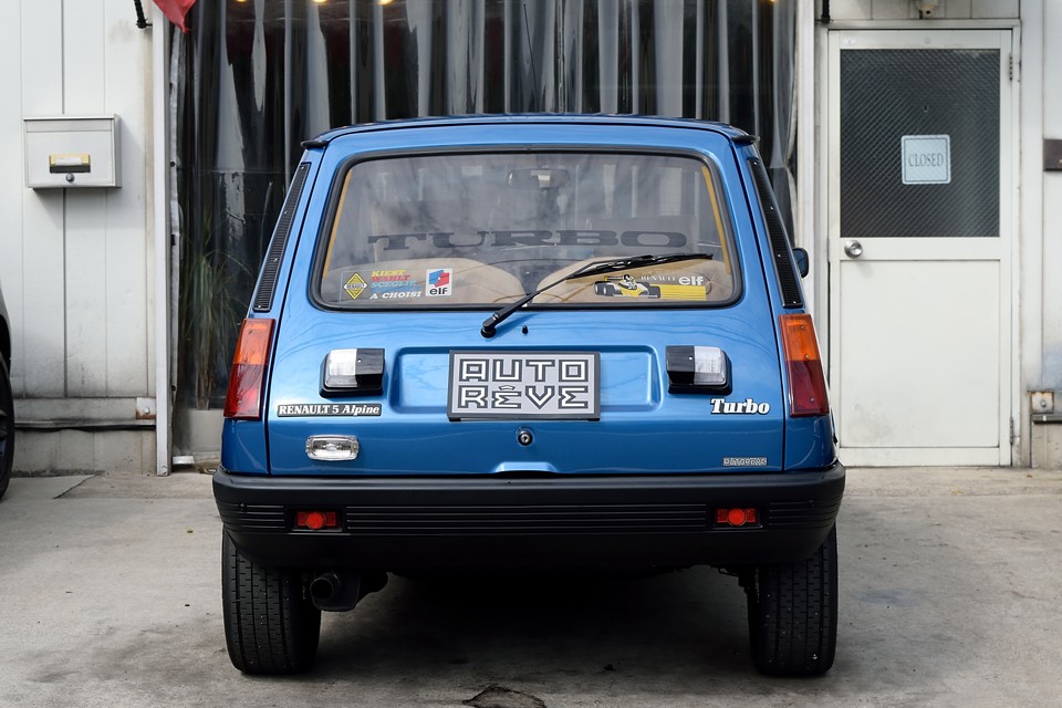 型式：122B00のキャピタル物のディーラー車！日本育ちの素性の良い個体！キャピタル企業の書類入れも残ってます！