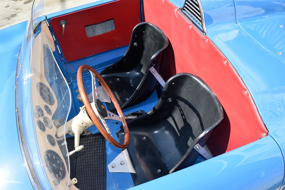 レデレ34歳、ゴルディーニ57歳、その両雄がルノー車へ傾倒する1956年・・・偶然の一致と考えるには、あまりにも揃い過ぎてる気が・・・。