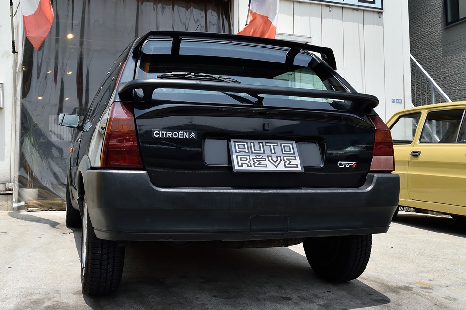 本当に体の一部の様に、サスの先まで、ボディの先っぽまで、エンジンの隅々まで、自分の血が巡っているかの様な、そんな「一体感」こそがAXの真骨頂ではないかと。