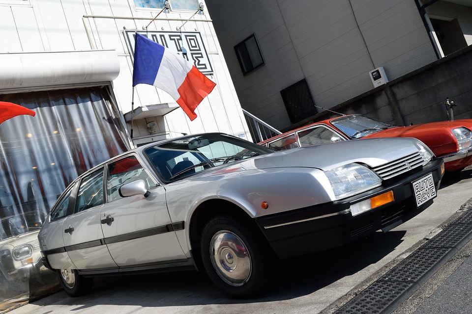 さぁ、スーツなんか脱いで、レザージャケットで出掛けてみましょう！ドライビングも楽しめるCX！いかが？