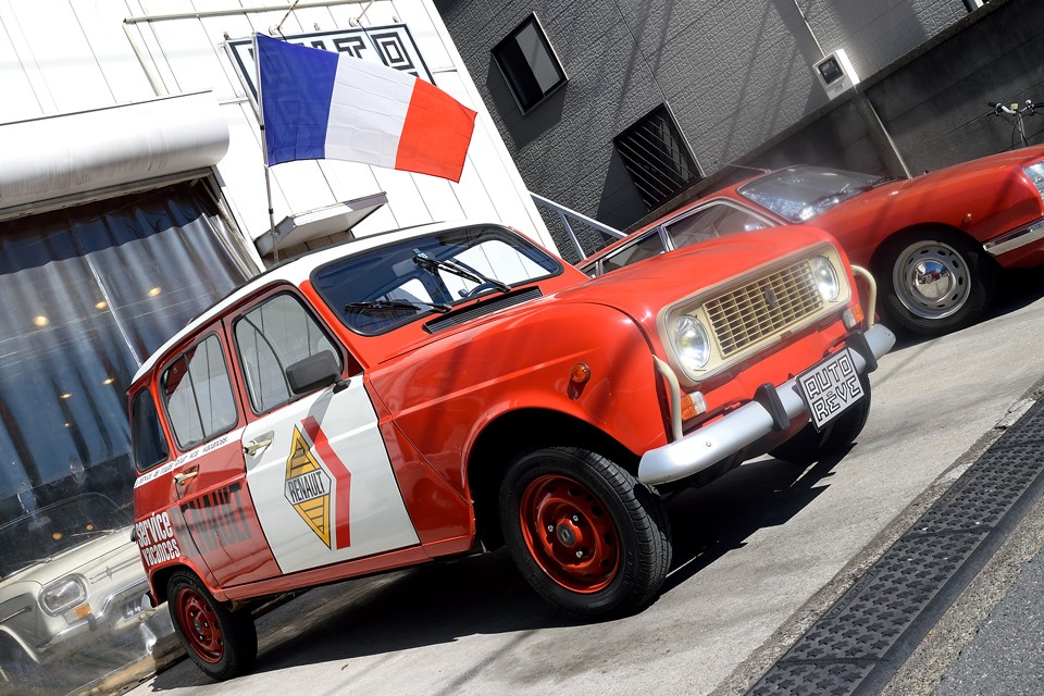 昨日までの貴方では選ばない・・・今日の貴方なら選ぶはず・・・世界に1台のQUATREVE！いかがですか？