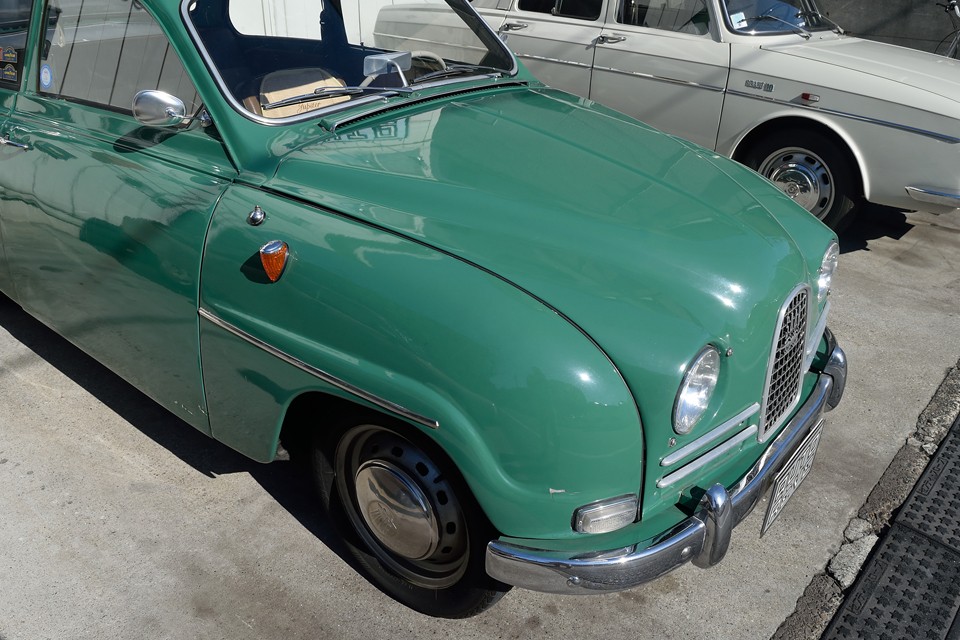 かなり昔にオールペイント等の仕上げがされたようですが、既にあちこち劣化が・・・このあとご説明するキズや劣化はあるものの、ご覧の通り、パッと見は好印象な個体です。