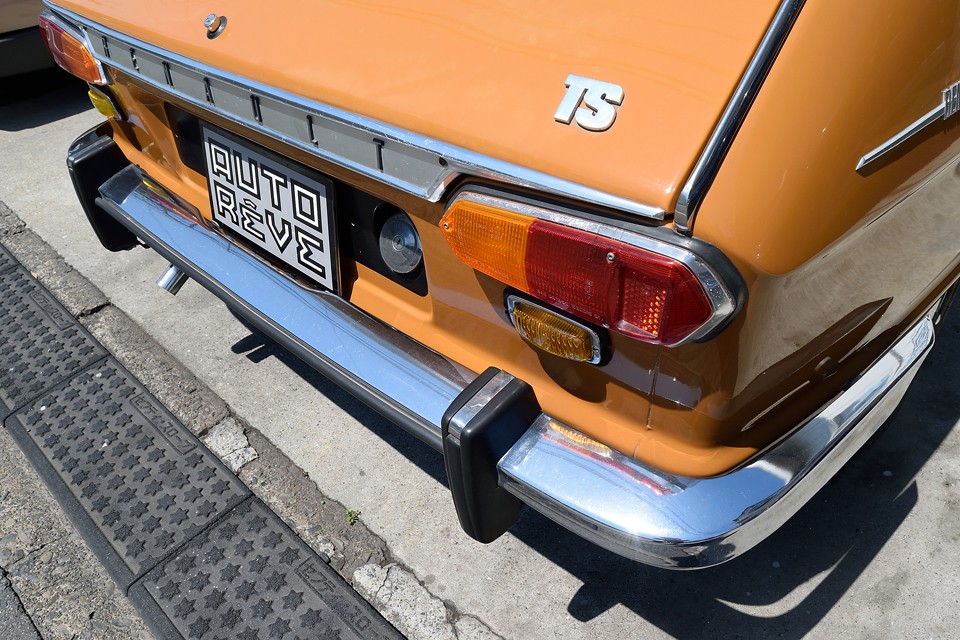 リアバンパーもピッカピカ！光るところがちゃんと光ってるって、とっても大事！