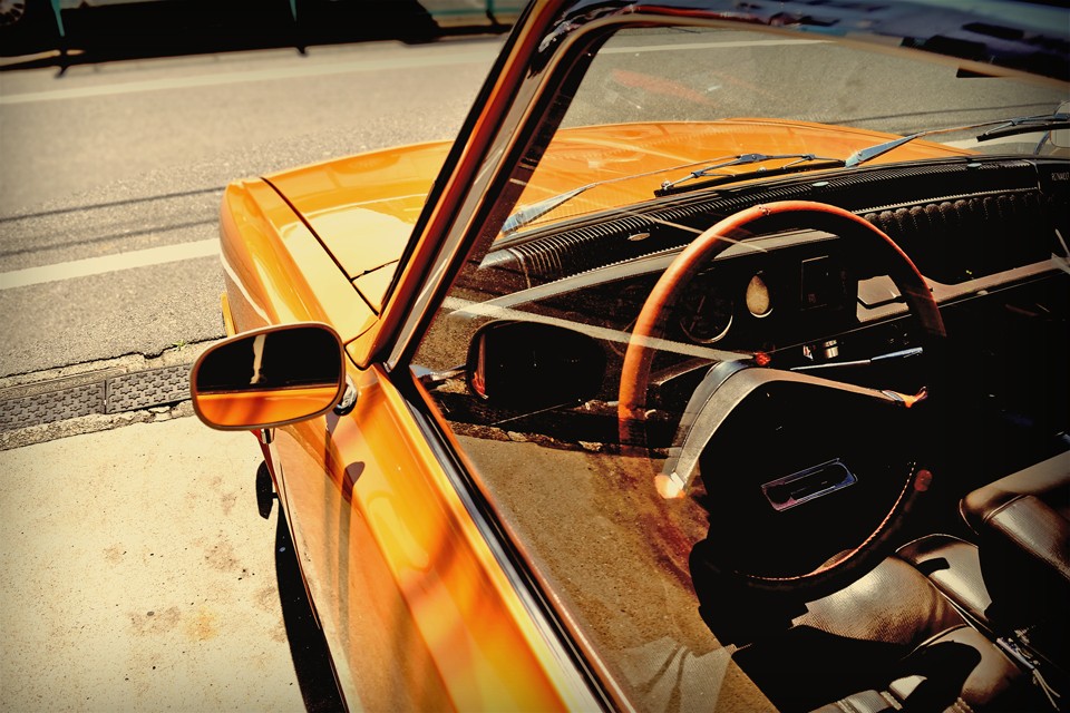 今、このR16に乗って感じるのは、まさに、クルマの世界での「わび・さび」ではないかと・・・。