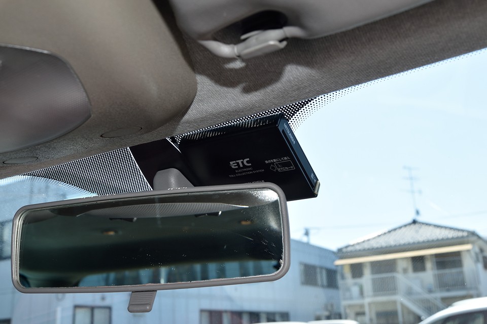 もちろんETCも装備。もはや必須の装備ですからね。