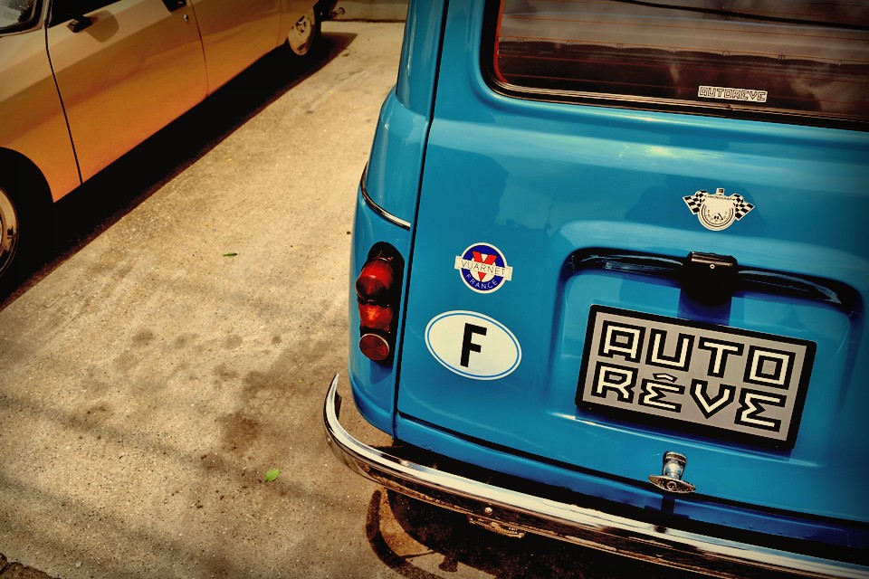 こんな、こだわりスタイルのキャトルに乗るのって、もはやライフスタイルの選択であり、貴方自身の表現ではないかと・・・。