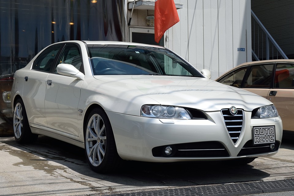 2006（平成18）年式 アルファロメオ166TI 3.0 V6 24V スポルトロニック エグゼクティブ！アルファの歴史に燦然と輝く、あの「ＴＩ」の名を冠した、世界限定20台の希少モデル！