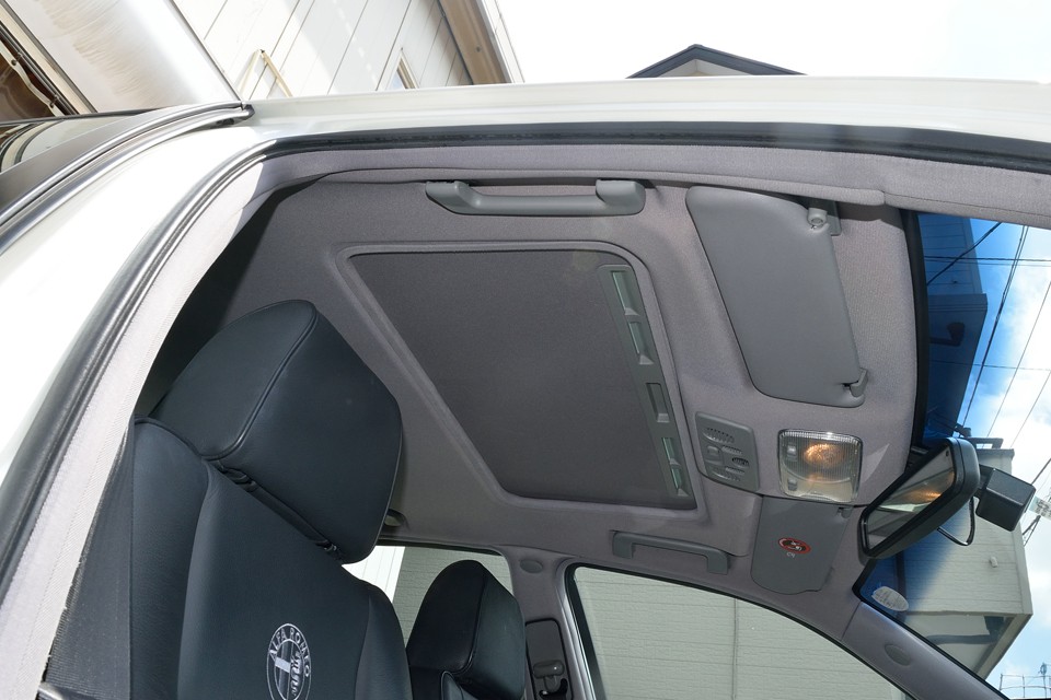 天張りもご覧の通り、目立つ汚れ、タレはありません！もちろんタバコやペットの嫌な臭いもありませんのでご安心を！