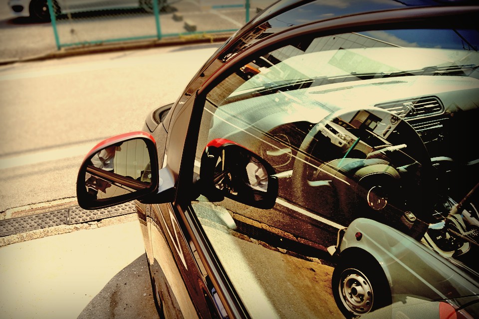 思えば1980年、ジウジアーロ自身が最高傑作と語った、あの初代パンダが生まれてから早40年・・・発売当初のラインナップはパンダ30とパンダ45の2モデル。いずれも名前の数字は、当時のフィアットの命名規則に従って、エンジンの馬力を表し・・・。