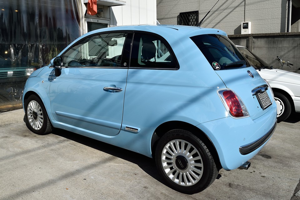 ツインエアはタイミングチェーンなので交換の心配は無いし、燃費は21.2km/Lとほとんど軽自動車並み！車検は令和2年12月までとタ～ップリあって、排気量900ccなので、他エンジンの500よりも毎年の自動車税も安い！