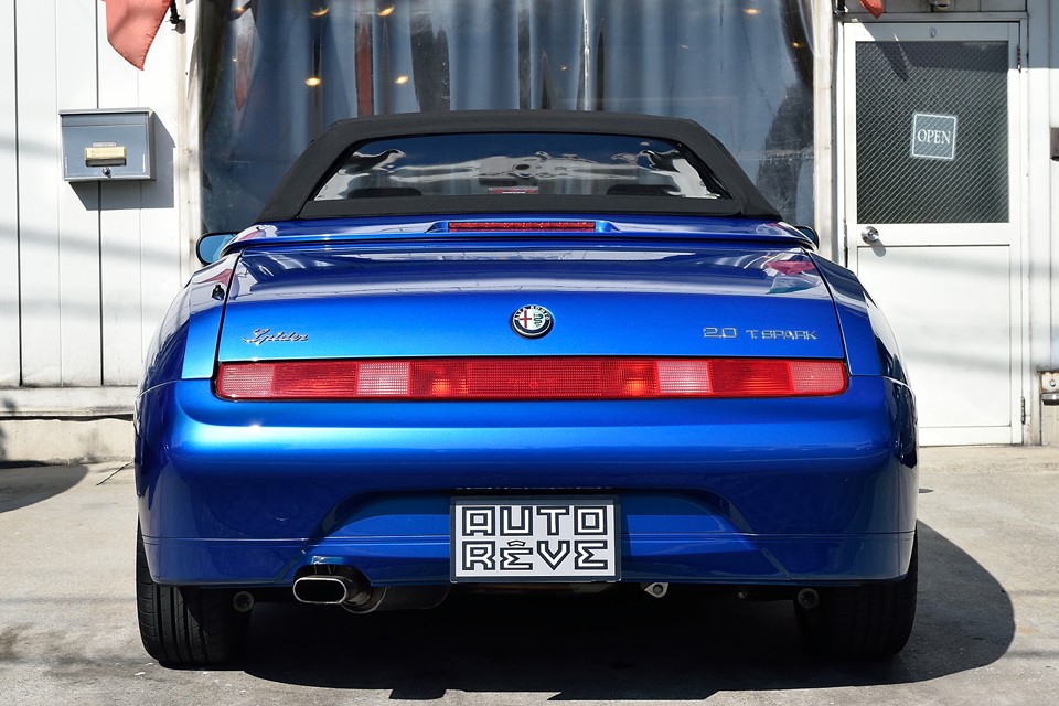 リア周りなんて、見慣れてるはずなのに、改めてこうして見ると・・・やっぱカックイイ～！