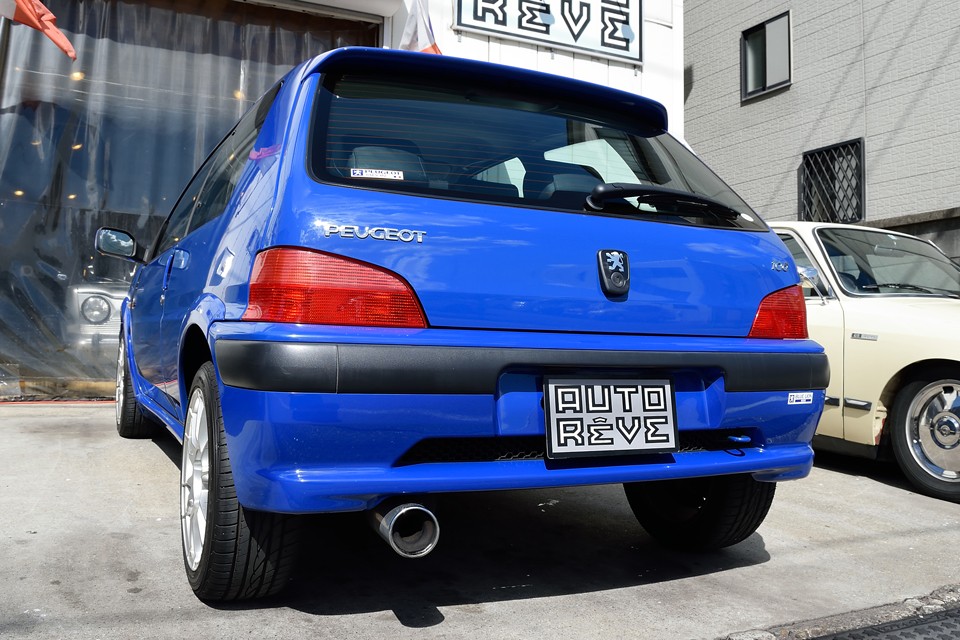 インチアップしたOZの15インチホイールと残山タップリの国産FALKENタイヤ、そして低音の響きが魅力的な定番SuperSprintマフラーを装着！タイミングベルトもまだまだ交換不要で、車検も令和3年2月までとタ～ップリ！