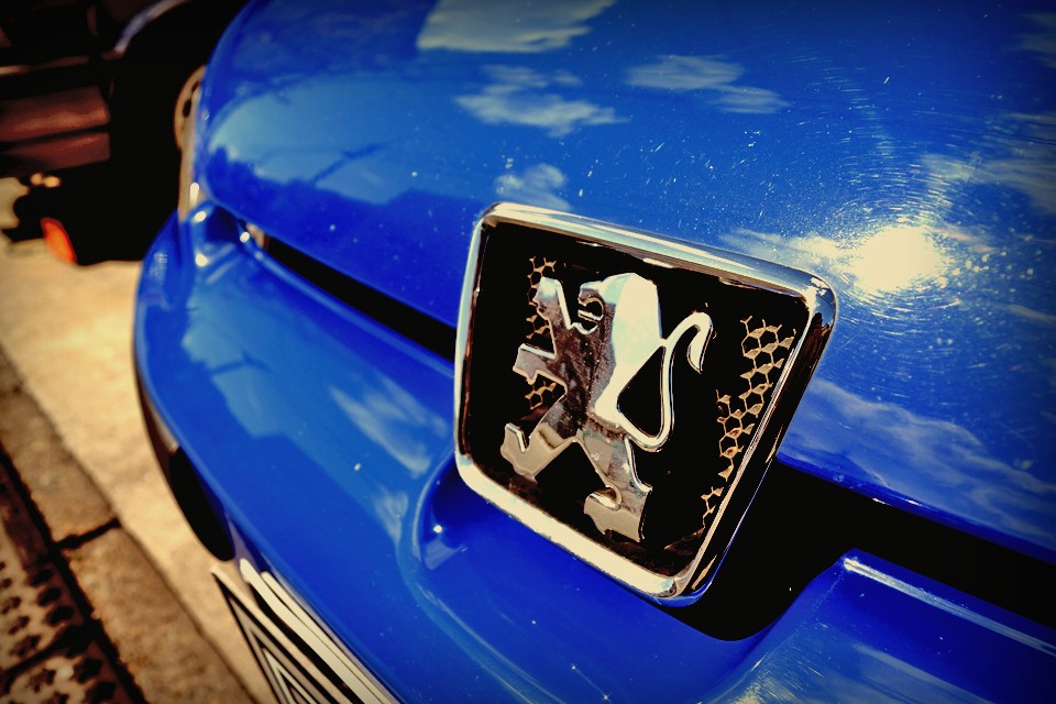 ローリングストーンズのギタリスト、キース・リチャードが言った言葉にこんな一節が・・・「一番カッコ悪いのは、年齢相応に考え、振る舞う事さ！」