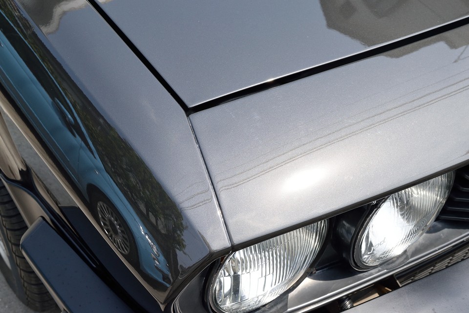 しつこい様ですが、まさに鏡面・・・素手だと触るのも躊躇するっちゅ～の！