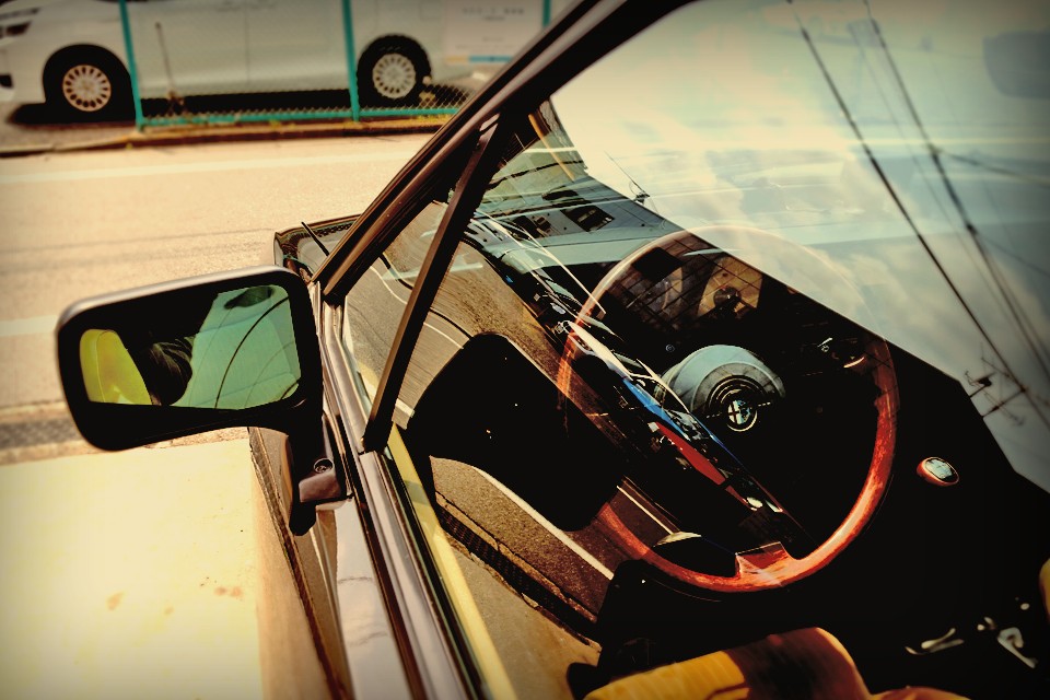 「アルフィスタ」と呼ばれるアルファロメオを熟知する人達でさえ、アルフェッタが持つ、このボディバランス、このシャープなハンドリングを知る者は少ないと思うのです。言わば、忘れられた最後の名車・・・。