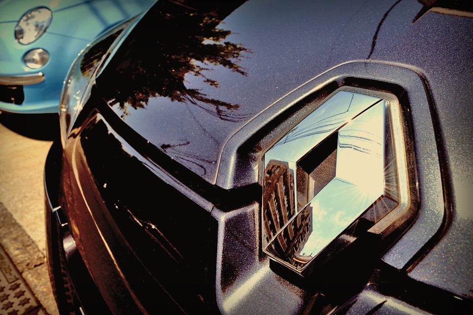 「ルノーは死んだ！」「ルノーはカングーだけ！」なんて言ってる輩には、是非「メガーヌエステート乗ったことある？」って言ってやりましょう！それで大体の問題はクリアーできるはずなので・・・。