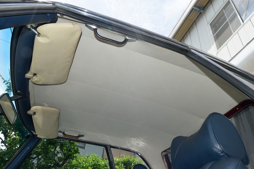 天張りも垂れはもちろん、酷い汚れ、破れはありません。タバコやペットの嫌な臭いもありませんのでご安心を！