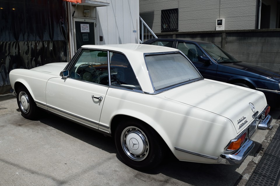 それらは素晴らしいと思える要素であるのは確かですが、すべてではないと思うのです。私が何よりも魅力を感じ、伴に時を重ねたいと思うのは、「安らぎ」を感じるから・・・。