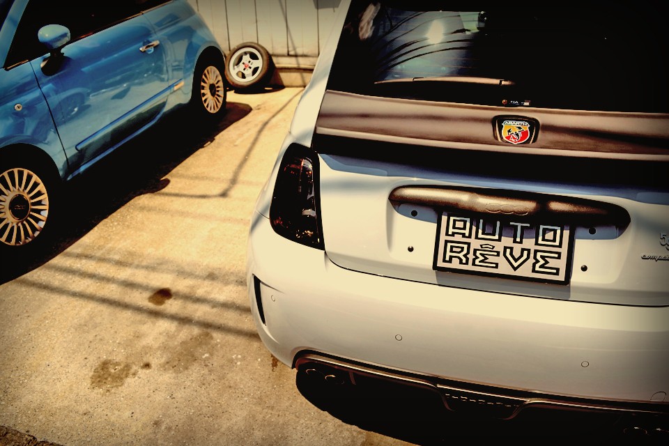 常識に捕われないスタイリングや、ハイパワーなスペックから、単なる過激なチューニングーカーと思われがちなのも否定は出来ないですが・・・。