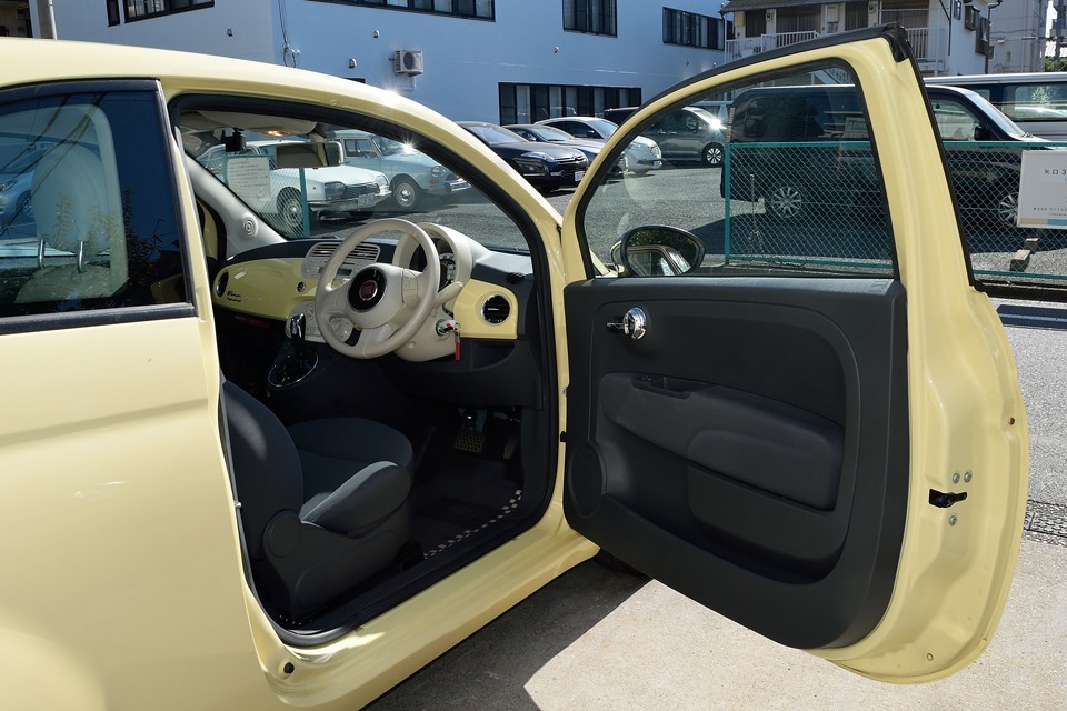 それでは名前の通り、「POP」なインテリアのご紹介です。どうぞ～！