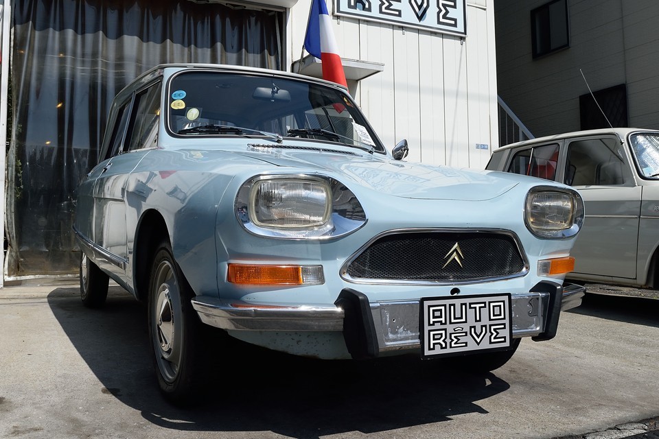 しかも、乗り心地を大きく左右するタイヤはクラシックミシュランXZXを4本新品交換サービス！