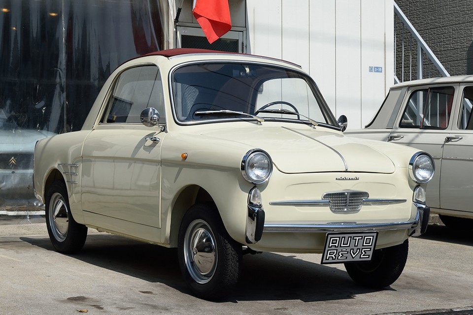 1960（昭和35）年式 アウトビアンキ・ビアンキーナ・トラスフォルマービレ！FIAT500をベースに、おしゃれに小粋に大変身！気分はもう「おしゃれ泥棒！」なのですぅ～！