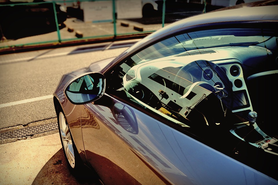 アルファロメオらしい意のままにコントロール出来るハンドリングでワインディングを駆け抜けた時、そのコーナーの先には何が見えるでしょう・・・。