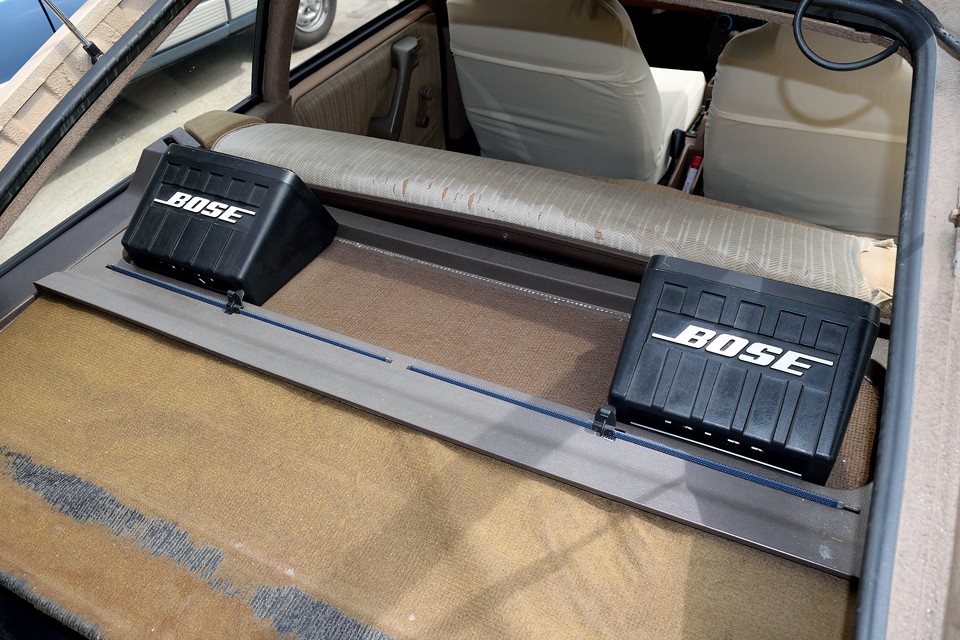 スピーカーは旧車にも良く合うBOSE製を装備！見た目も音質も☆☆☆☆☆！