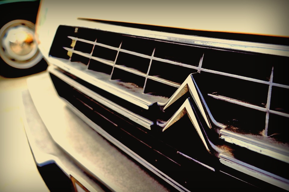 まるで景色が踊っているかのような「たわ～ん、たわ～ん」なハイドロに揺られて、こう口ずさむ時・・・GSAは、あの頃に連れていってくれるはずなのです。