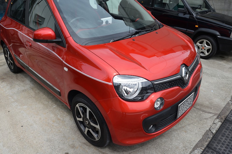 鮮やかな印象の「ルージュフラムＭ」塗装も言う事なし！状態の良い今のうちにコーティングなんかを実施してもいいかもしれませんね。