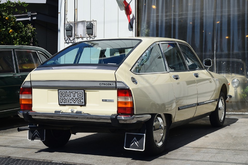 ハイドロニューマチックの乗り心地はそりゃもう！諸元表に「乗り心地」って項目があれば★★★★★間違いなし！