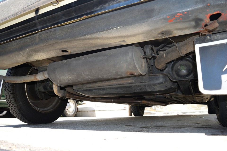 リア下回りです。エンドマフラーはサビ穴あるので限界ですね、もちろんご成約いただきましたら新品交換させていただきますのでご安心を。