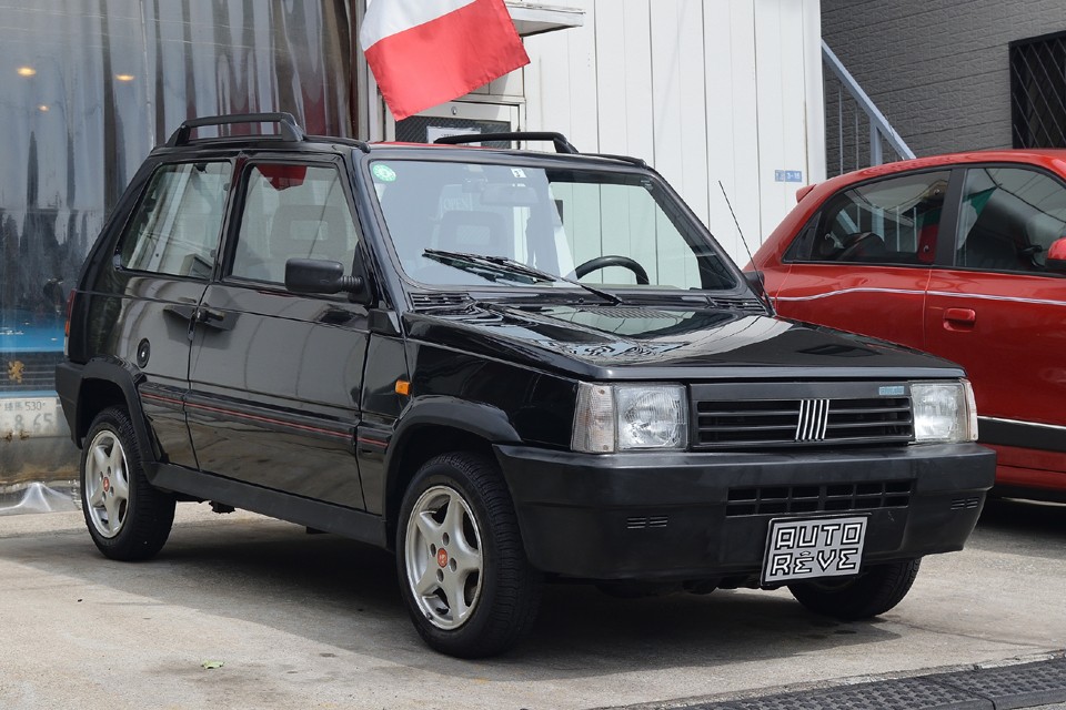 スポルティーバは本来その性格から言ってMTが良いと思うのですが、『カリカリ走りたいわけじゃないし、むしろイージードライブを楽しみたい！』っていう方には、このセレクタもありかと。