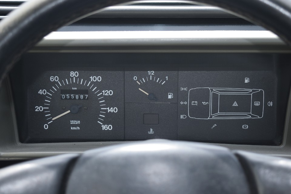 実走行5.6万km！前オーナー様時代の2008～2021年の13年間は毎年500km程度の走行で、しかもしっかりとメンテをしながらここまで来た個体です。なので程度もすこぶる良好！