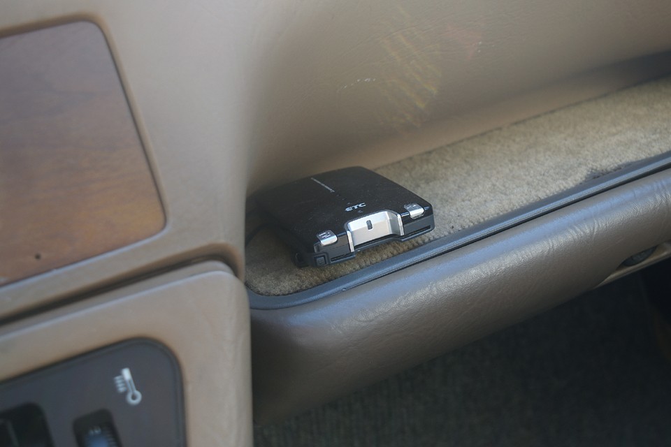 もちろん、ＥＴＣも装備！左ハンドル車には必須なのです！