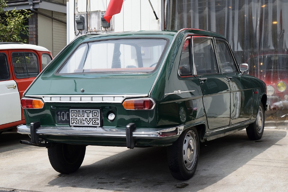 それまでのバン的な造りから、乗り心地を犠牲にしない、本当の意味で乗用と言えるハッチバックの元祖とも言える16！もちろんその使いやすさもピカイチ！