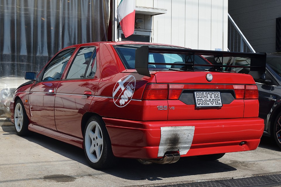 その他にも、経年車に有りがちなオイルにじみ修理を施し、タイベル、Ｗポンプ類の消耗品も交換し、ようやくお見せ出来る状態になりました！