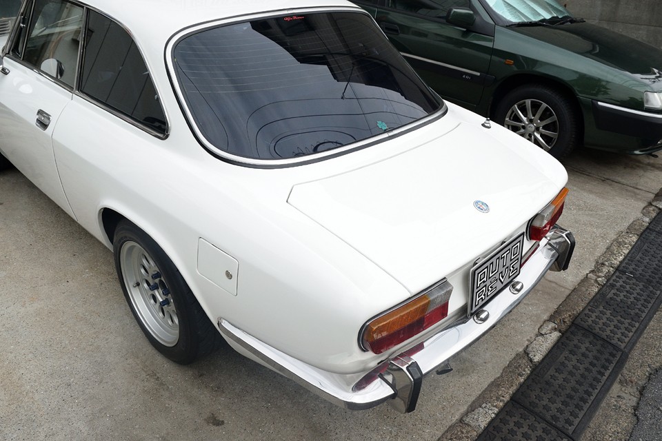 塗装の質もかなり良いと思います。ヌメッとした厚みを感じる塗装層はキズらしいキズも皆無！