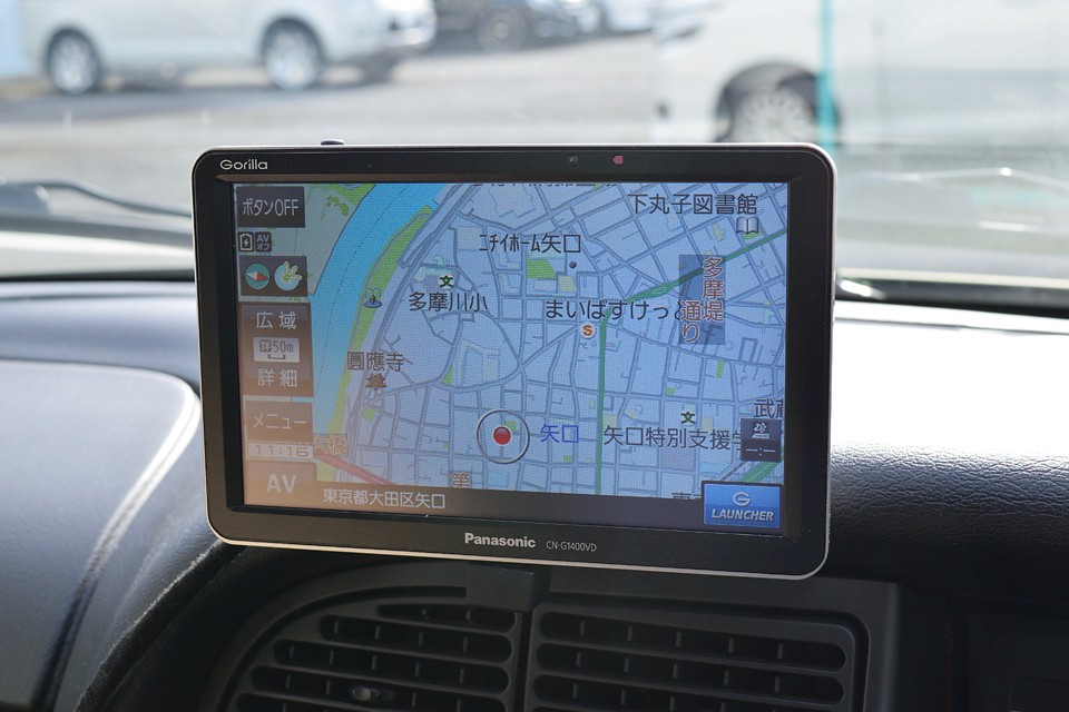 ナビはパナソニック製CN-G1400VDを装備。2020年6月販売の比較的新しいモデルですので、まだまだ現役です。
