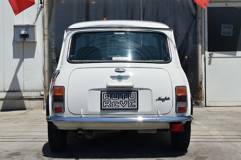 この個体は前オーナー様により、2018年後半にあの老舗板金工場の永〇ボディー様にて板金～全塗装を実施済。塗装の質はさすがですね、別格の仕上がり！