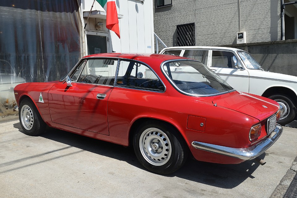 ボディはそろそろサビの処置をした方が良さそう。塗装も出来れば再塗装してキレイにしたい感じ。イグニッションキーシリンダーが無いので、今は少しイレギュラーな始動方法。